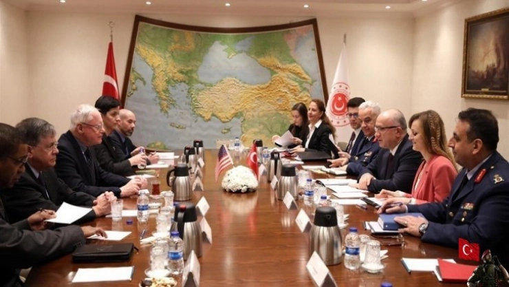 Milli Savunma Bakanı Akar ABD Suriye Özel Temsilcisini kabul etti