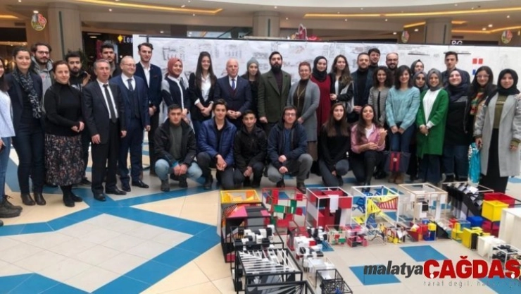 Mimarlık ve Tasarım Fakültesi'nden göz kamaştıran sergi