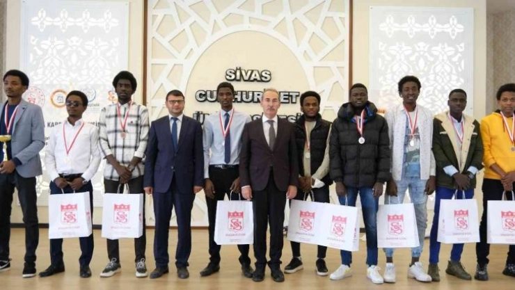 Mini Dünya Kupası Futbol Turnuvasının şampiyonu belli oldu