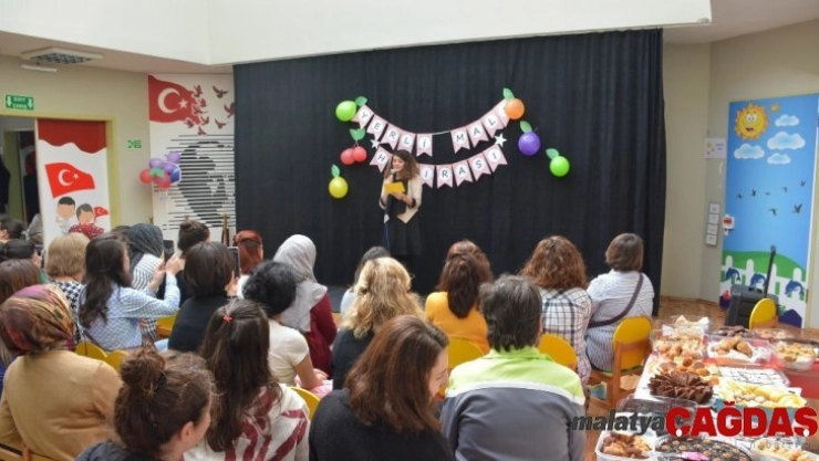 Minik öğrenciler yerli malı haftasını kutladı