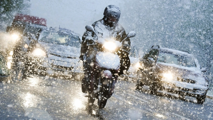 Motosiklet ve mobiletlere geçici trafik yasağı