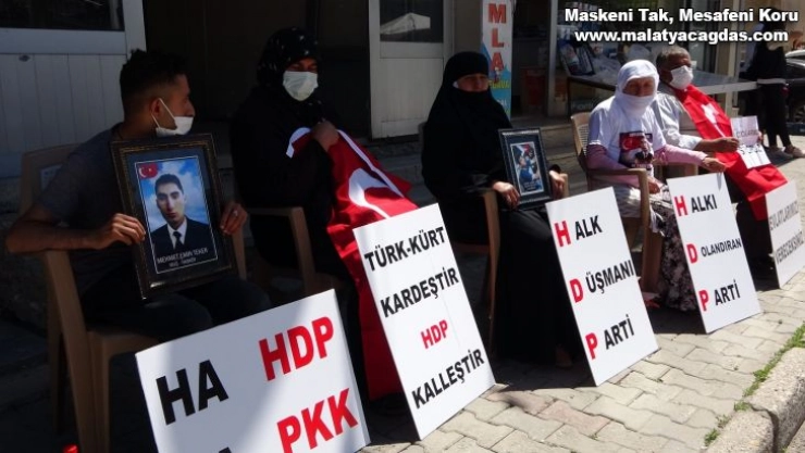 Muş'ta HDP önünde eylem yapan ailelerin sayısı 3'e yükseldi