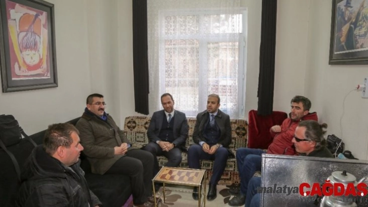 Niğde Belediye Başkanı Emrah Özdemir Görme Engellileri Ziyaret Etti