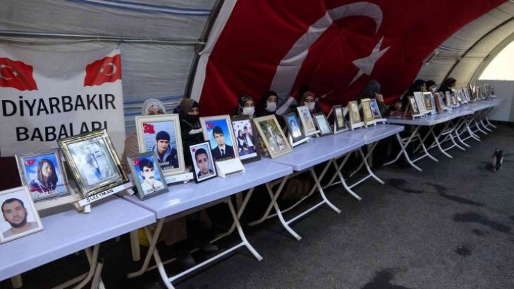 Nöbetteki aileler dağda tek bir evlat kalmayana kadar mücadelelerinde kararlı