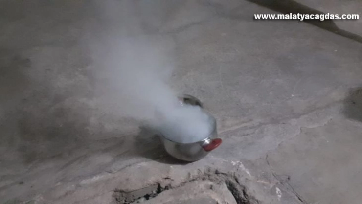 Ocakta unutulan yemek yangına neden oluyordu