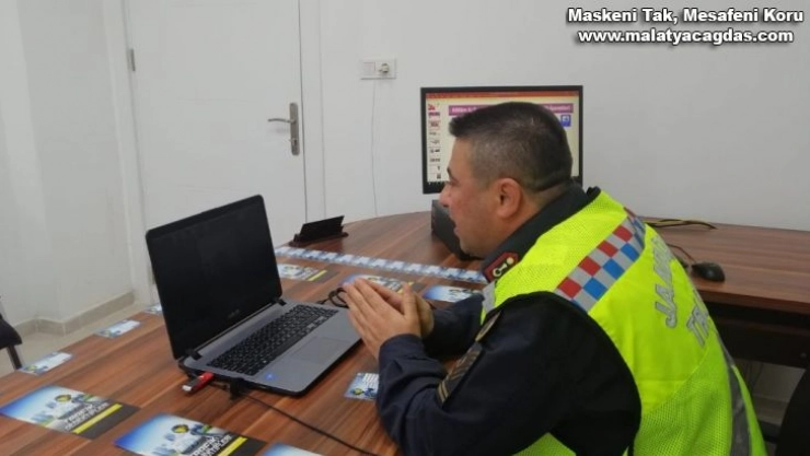 Öğrencilere uzaktan trafik güvenliği eğitimi