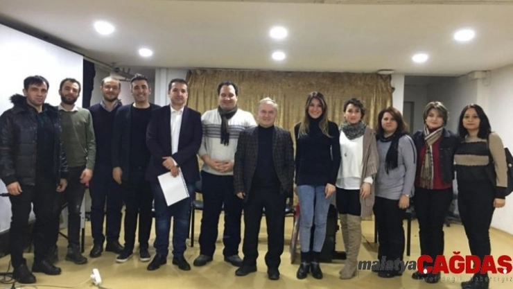 Öğretim üyeleri lise öğrencileri ile buluştu