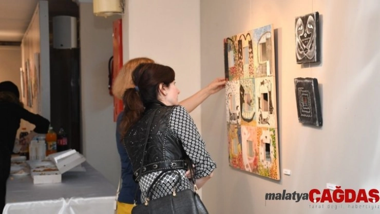 Öğretmenlerden 'Öğretmenler Günü'ne özel sergi