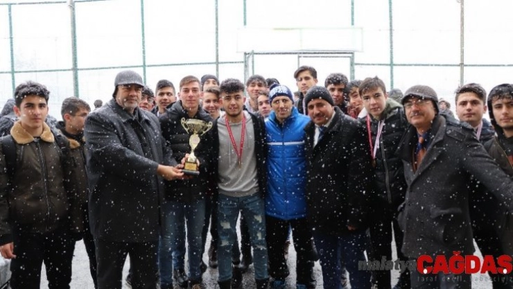 Okullar arası genç futbol il birinciliği müsabakaları sona erdi