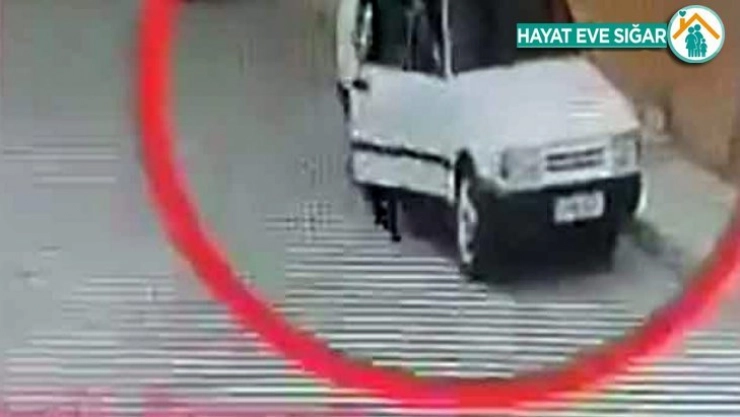 Önce kameraya sonra polise yakalandılar