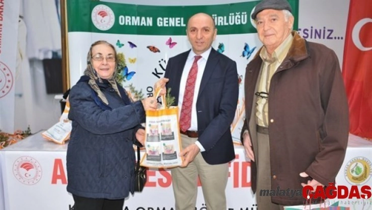 Orman Bölge Müdürlüğü vatandaşlara 2 bin 20 adet fidan dağıttı