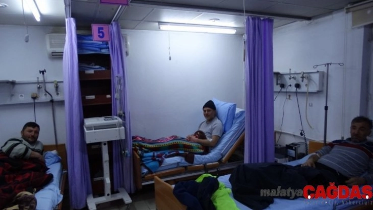 Ormanlık alanda mahsur kalan belediye başkanı ve 2 işçi kurtarıldı