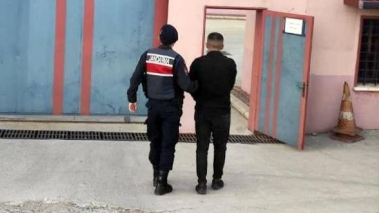Osmaniye'de 3 yıl hapis cezasıyla aranan hükümlü yakalandı