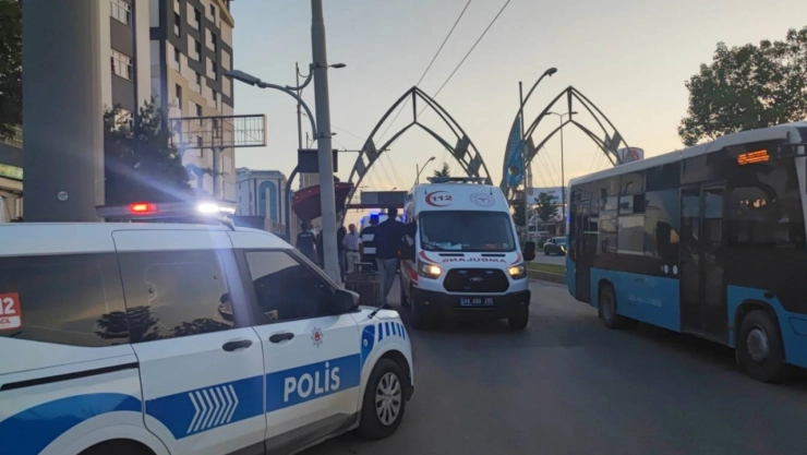 Otobüste başlayan tartışma durakta Kanlı Bitti