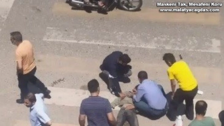 Otomobil ile çarpışan motosikletin sürücüsü öldü