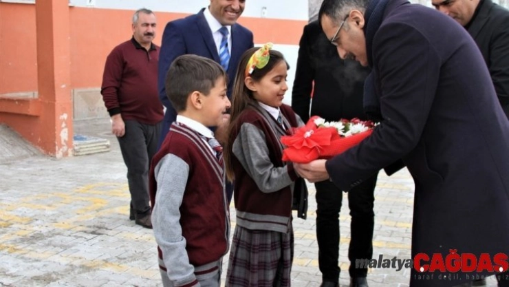 Özalp ilçesinde karne heyecanı