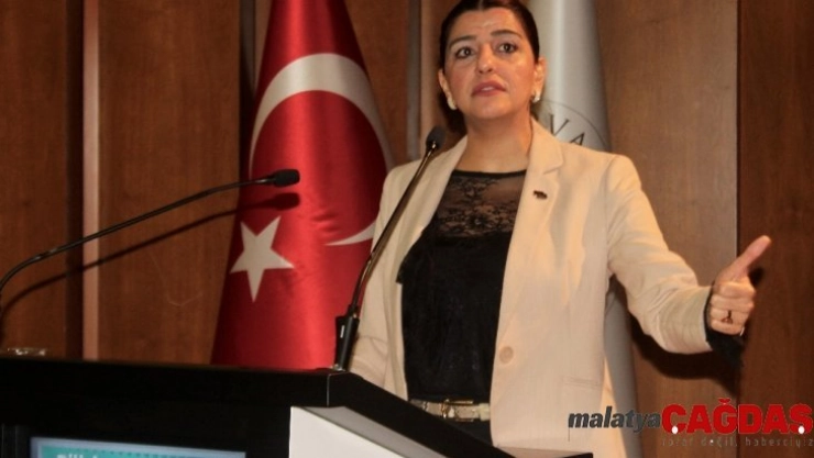 Özden: 'Yazılımcı sayımızı artırmak zorundayız'