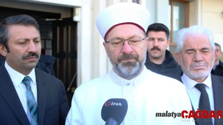 (Özel) Diyanet İşleri Başkanı Erbaş, deprem bölgesindeki çalışmaları anlattı