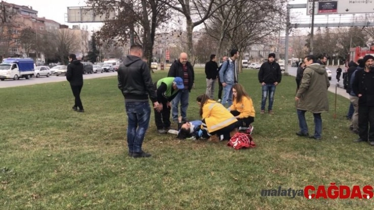 (Özel) Kağıthane'de su tankeri devrildi: Can pazarı yaşandı