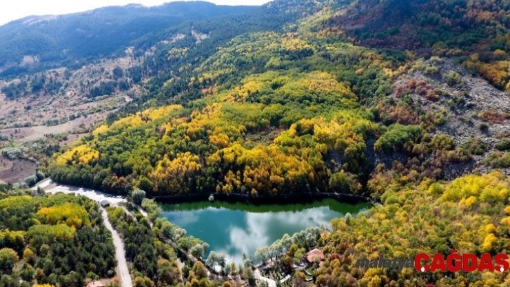 (Özel) Karagöl'de renk cümbüşü