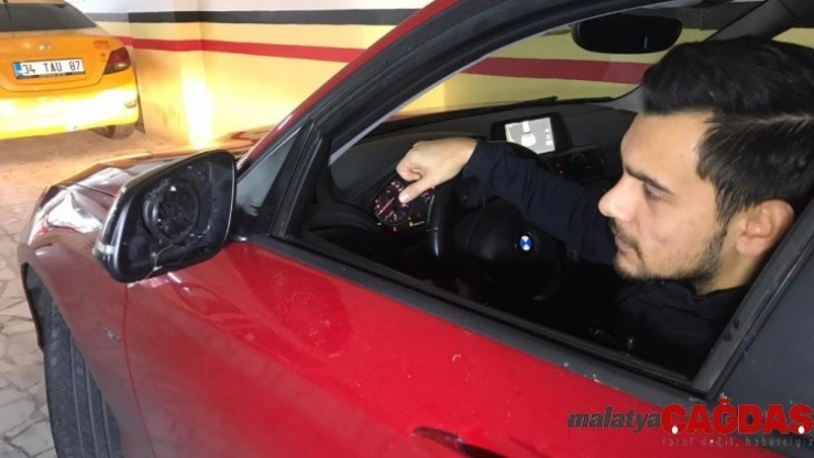 (Özel) Lüks aracın sahibini şoke eden hırsızlık