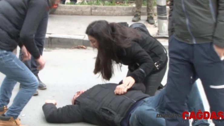 (Özel) Şişli'de insanlık ölmemiş dedirten görüntü: Bir an olsun yanından ayrılmadı