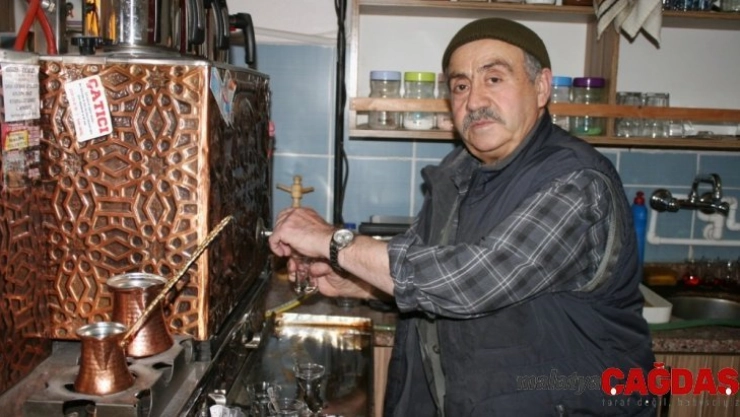 Parası olmayana çay ücretsiz