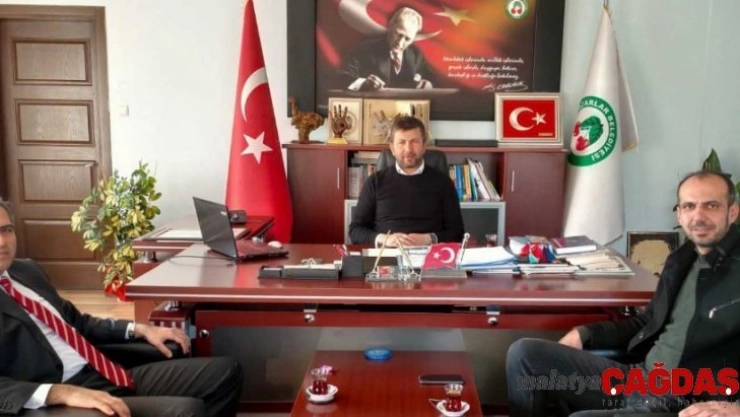 Pazarlar'da ücretsiz yöresel halk oyunu kursu