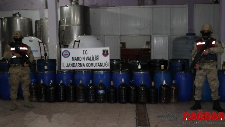 Piyasaya sahte içki sürmeye hazırlanan 3 kişi tutukladı