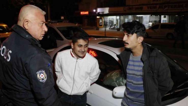 Polisten 20 kilometre kaçan sürücü, yasal sınırın 3 katı alkollü çıktı