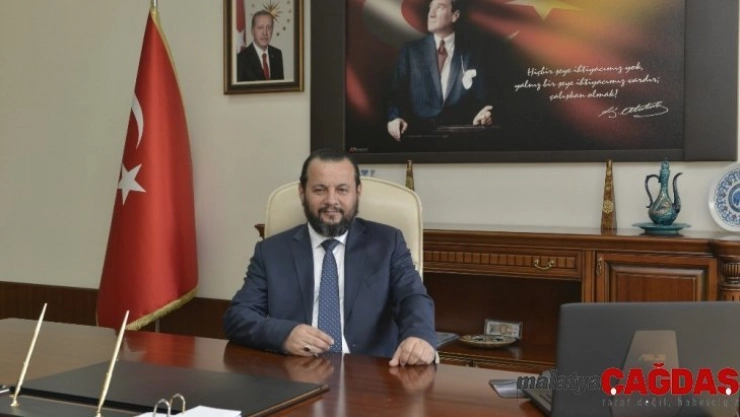 Rektör Akgül: 'Gazeteciler son derece önemli bir mesleği icra ediyor'