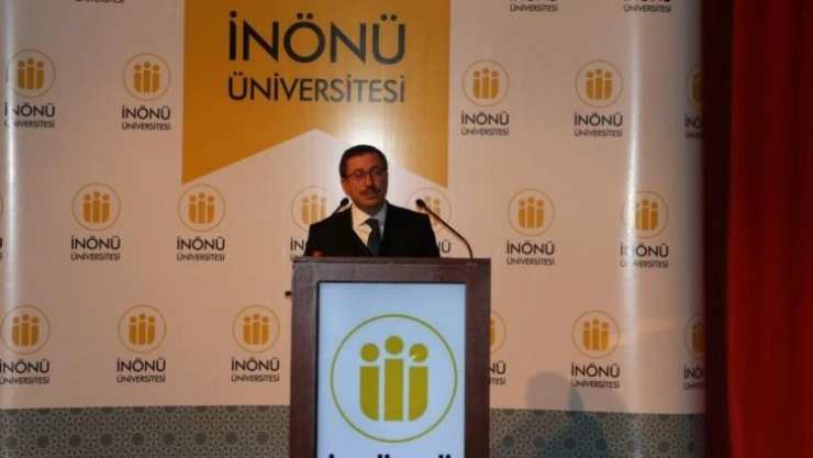 Rektör Kızılay Türkiye gücüne güç katarak ilerliyor