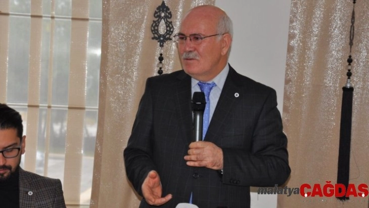 Rektör Savaş: 'Üniversiteler ülke kalkınmasında en büyük rolü oynar'