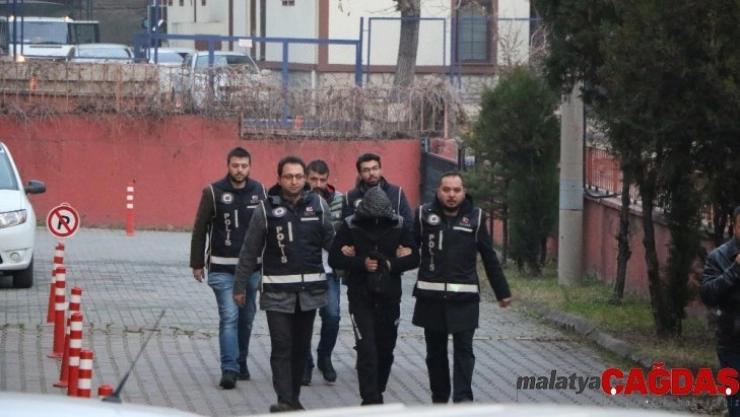 Resmi belgede sahtecilik yapan 3 kişi tutuklandı