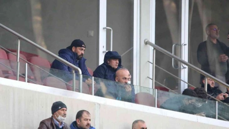 Rıza Çalımbay, Hatayspor maçını locadan takip etti