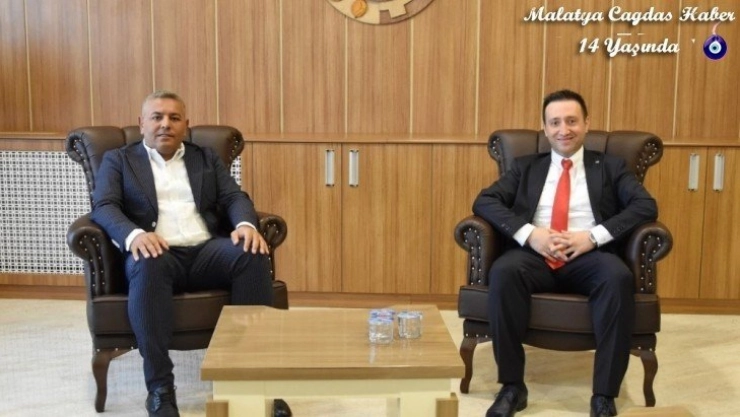 Sadıkoğlu'ndan iş ve aş vurgusu