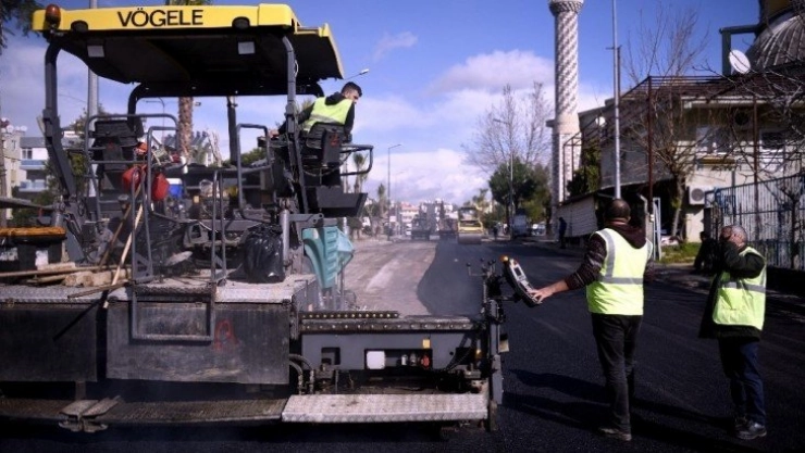 Şafak mahallesinde asfalt yenileme çalışşması
