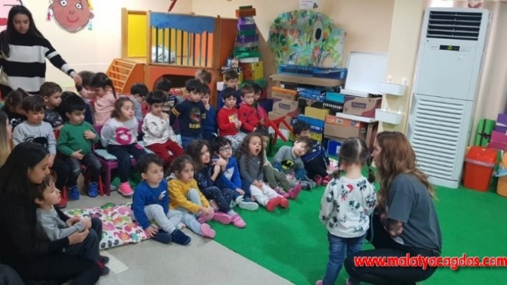 Sağlık eğitimlerine Liv Hospital'dan destek