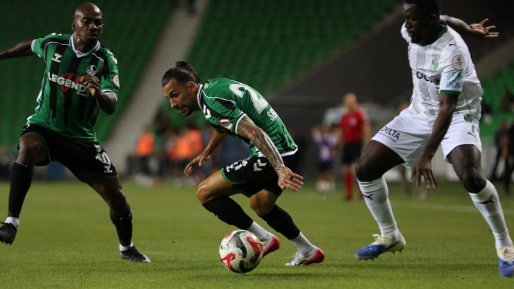Sakaryaspor, evinde nefes kesen maçta Iğdır'ı devirdi: 3-2