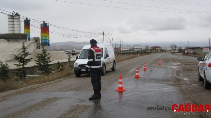 Sandıklı'da hız kesici kasislerle trafik kazalarının önüne geçilecek