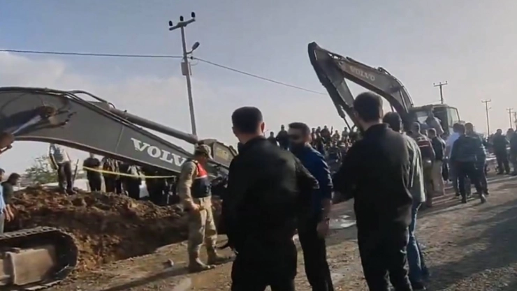 Şanlıurfa'da göçük: 4 işçi toprak altında kaldı