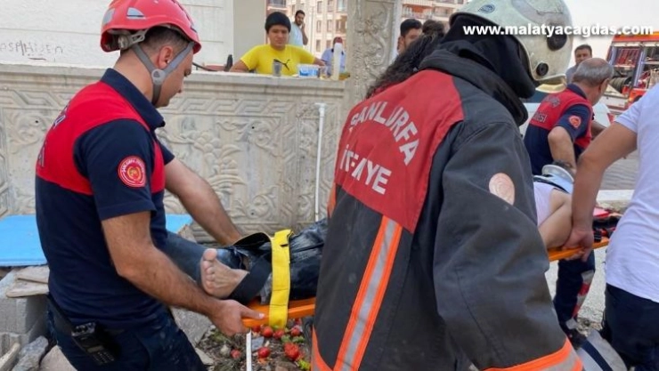 Şanlıurfa'da inşaatın 4'üncü katından düşen işçi yaralandı