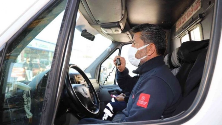 Şanlıurfa'da mobil aşı ekipleri sanayi esnafını aşıladı