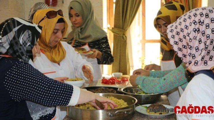 Şanlıurfa'da ücretsiz yöresel yemek kursu düzenleniyor