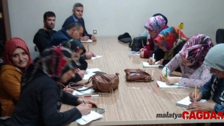 Şaphane'de ''Öz bakıma destek elemanı'' kursu