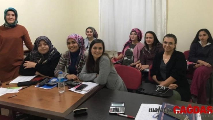 Şaphane'de 'Temel muhasebe' kursu