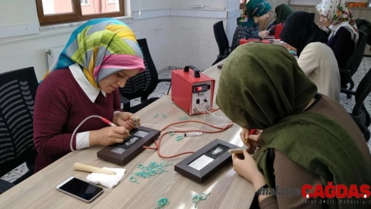 Sason'da gümüş işlemeciliği kadınların yeni gelir kapısı oldu