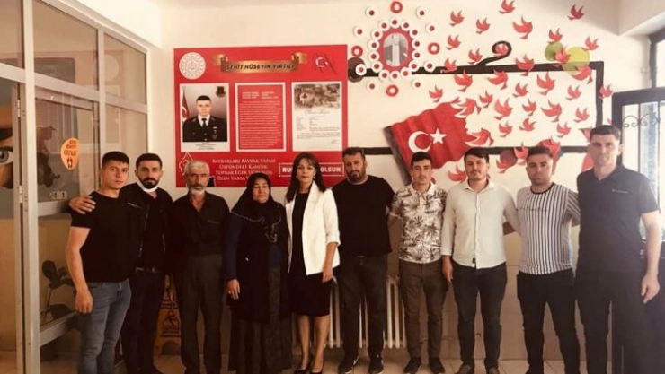 Şehit Uzman Çavuş Hüseyin Yırtıcı'nın adı okula verildi