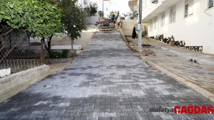 Şelale Mahallesinde Parke Çalışması