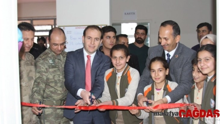 Şemdinli'de 'Görsel Sanatlar ve Müzik Sınıfı' açıldı